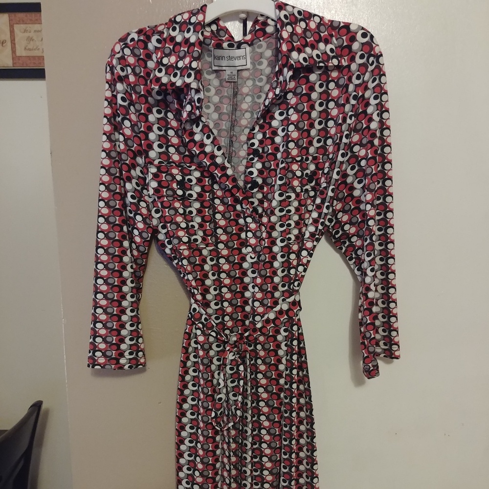 Retro Karin Stevens dress.